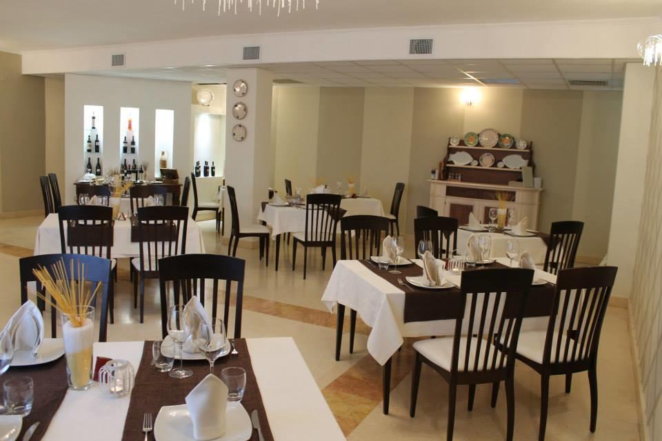 Hotel Agri Resort "Agora" Castelluccio dei Sauri Exterior foto